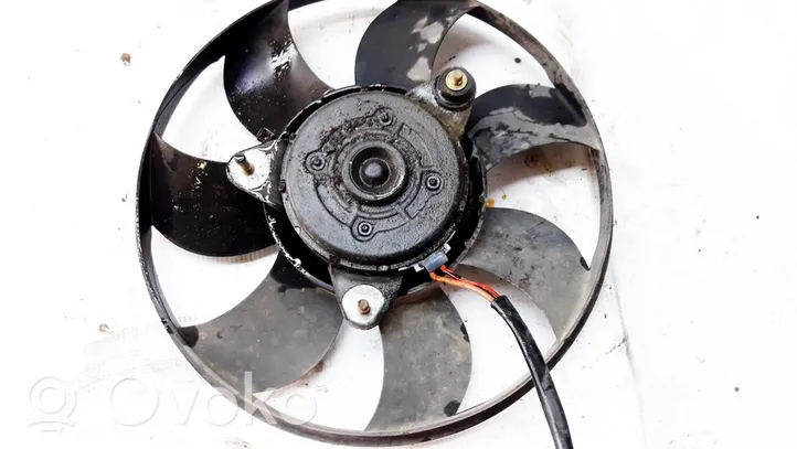 Audi A4 S4 B5 8D Radiator cooling fan shroud 