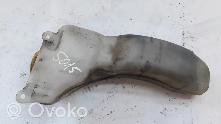 Subaru Legacy Réservoir de liquide lave-glace 45151AC000