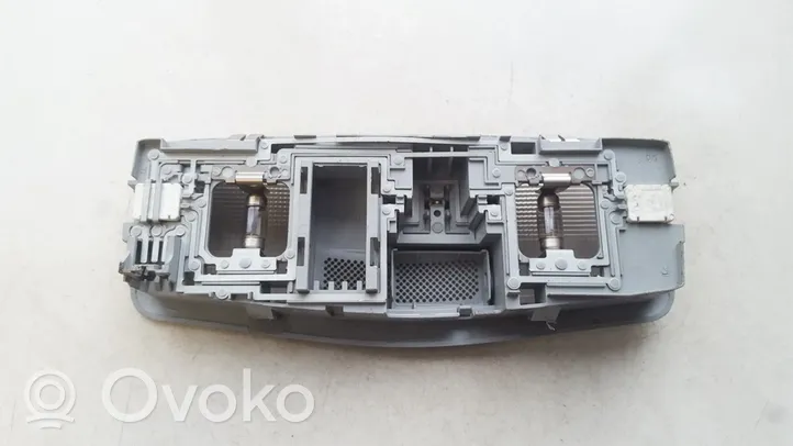 Mitsubishi Outlander Innenraumbeleuchtung vorne 8401a009zz