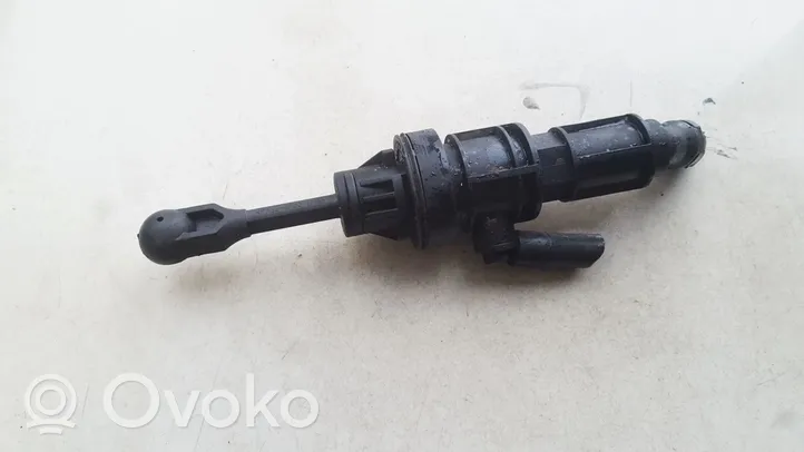 Mitsubishi Outlander Clutch master cylinder 