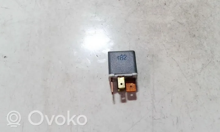 Volkswagen Vento Other relay 4RA00351058