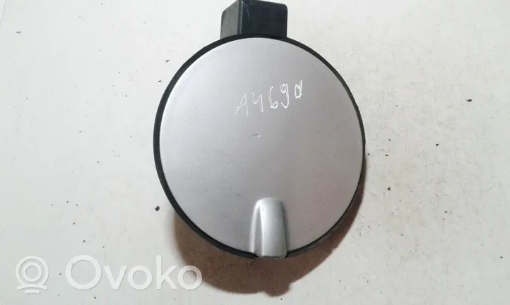 Opel Astra H Bouchon, volet de trappe de réservoir à carburant 13122001