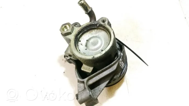 Renault Safrane Power steering pump 7700830788f