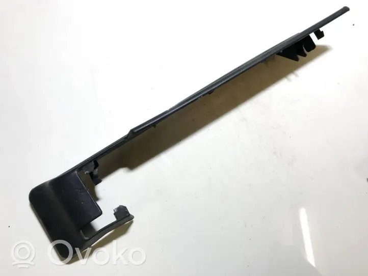 Toyota Corolla Verso AR10 Altra parte interiore 721230f020