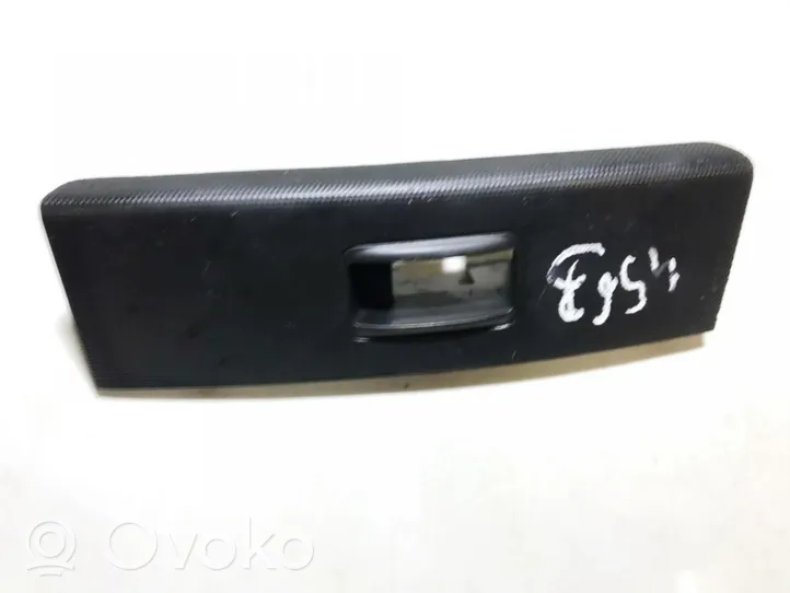 Toyota Corolla Verso AR10 Support bouton lève vitre porte avant 742320f030