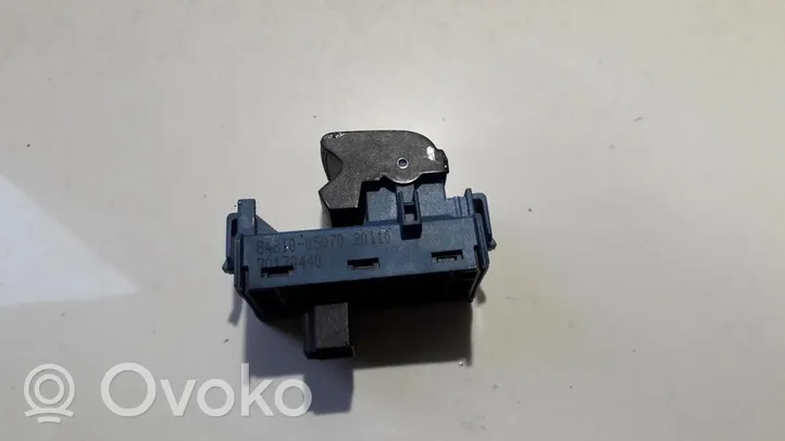 Toyota Corolla Verso AR10 Electric window control switch 8481005070