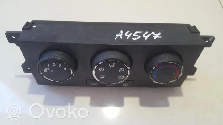 Chevrolet Captiva Climate control unit 96820197