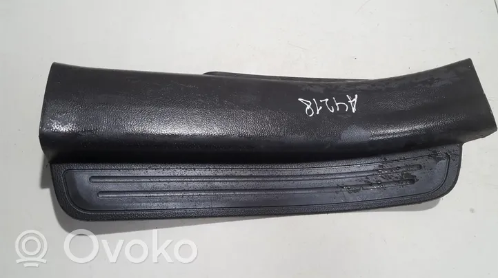 Chevrolet Captiva Rear sill trim cover 96630475