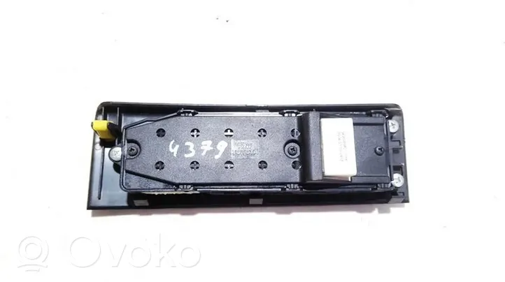 Toyota Corolla Verso AR10 Przyciski szyb 54355668d