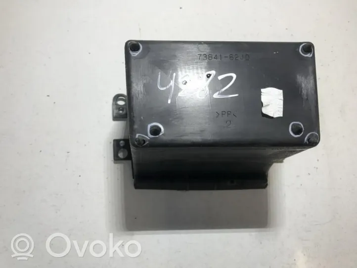 Suzuki Swift Handschuhfach 7384162j0