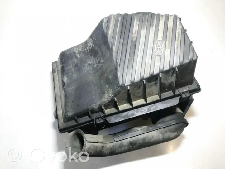 Volkswagen PASSAT B4 Scatola del filtro dell’aria 3a0129607