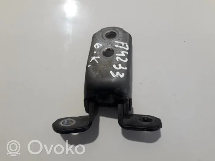 Toyota RAV 4 (XA20) Rear door lower hinge 