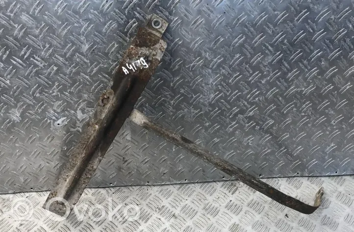 Chrysler Voyager Spare wheel bolt 