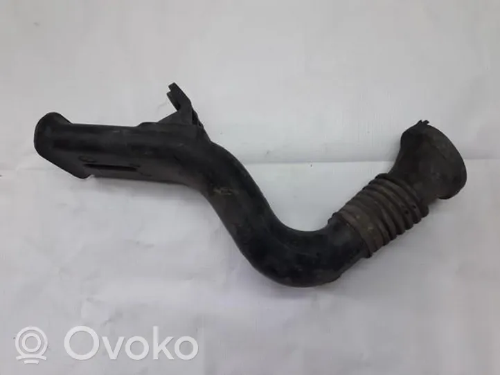 Honda CR-V Air intake hose/pipe 