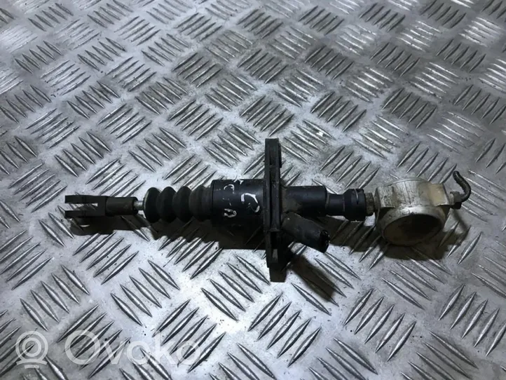 Opel Vectra B Główny cylinder sprzęgła 90578481