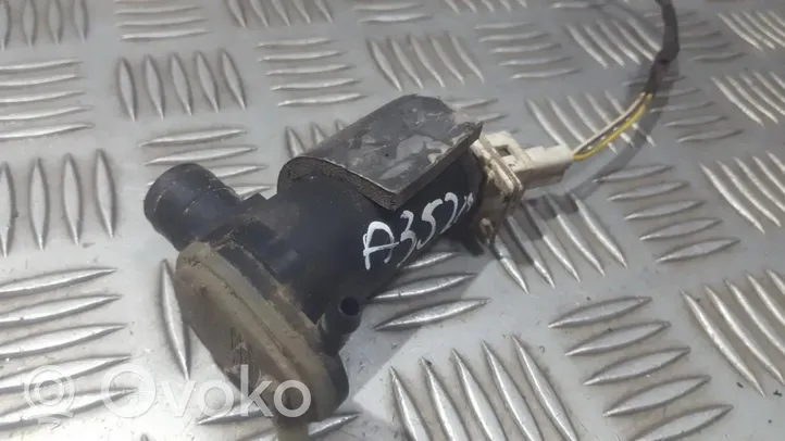 Ford Focus Pumpe Scheibenwaschanlage 17K624BA