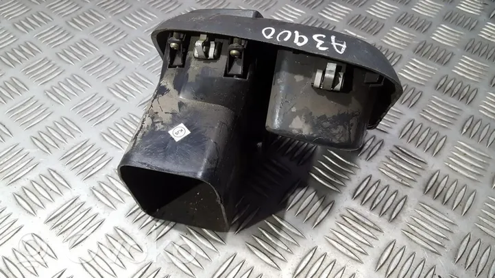 Peugeot Boxer Kojelaudan sivutuuletussuuttimen kehys LS130