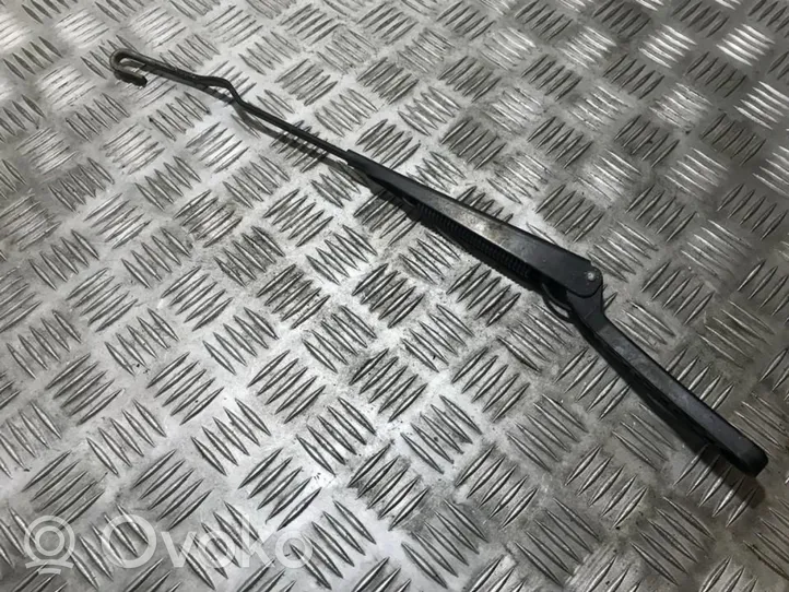 Renault 19 Front wiper blade arm 7700807139