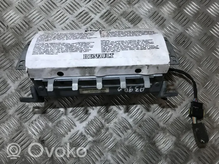 Renault Clio III Keleivio oro pagalvė 8200459731