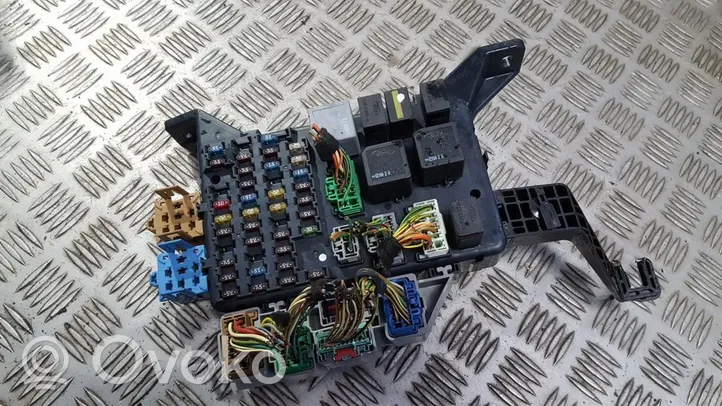 Ford Mondeo Mk III Fuse box set 1s7t14a301cc