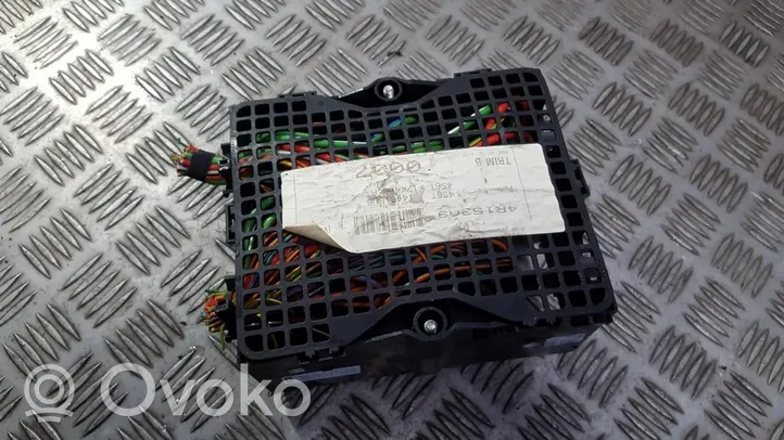 Ford Fiesta Juego de caja de fusibles 4s6t14401bjb