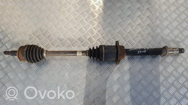 Toyota Auris 150 Półoś przednia 4341002590