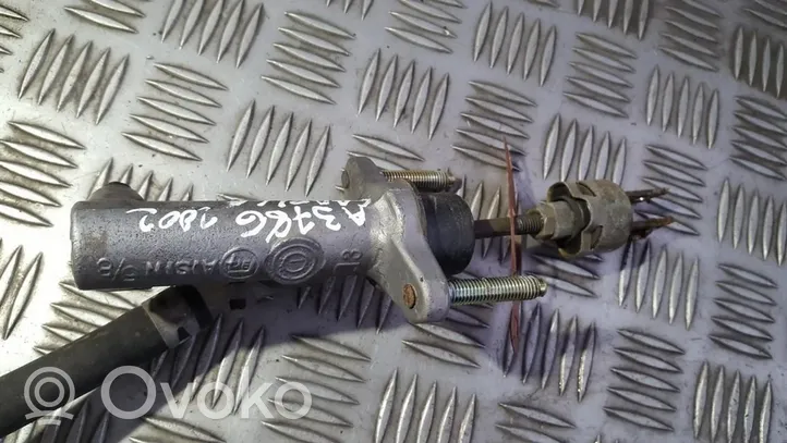 Toyota Corolla E120 E130 Główny cylinder sprzęgła 