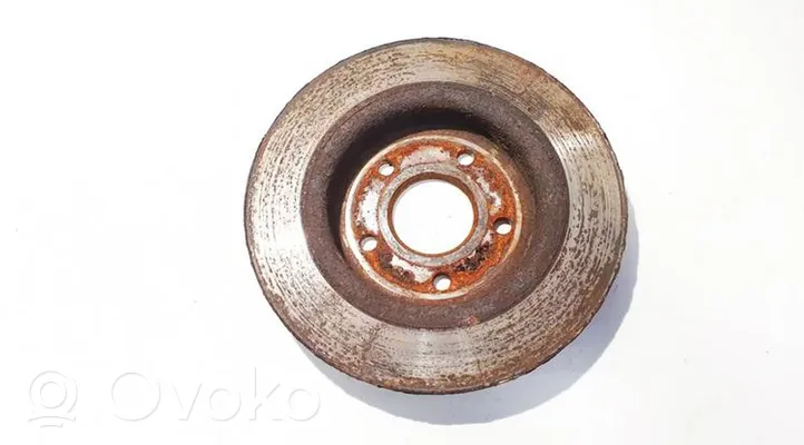 Ford Focus Rear brake disc neventiliuojamas