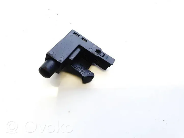 Volkswagen Golf IV Sensor 1j0947561