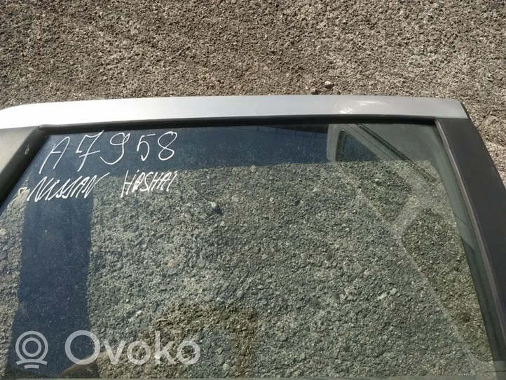 Nissan Qashqai Szyba drzwi tylnych 