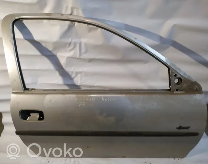 Opel Corsa B Дверь pilkos