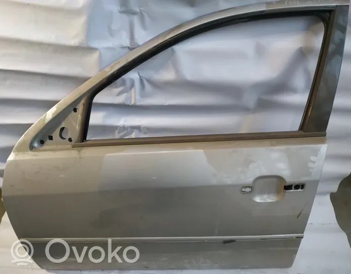 Ford Mondeo Mk III Front door pilkos