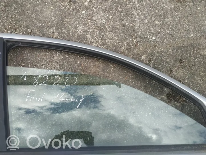 Ford Mondeo Mk III Front door window glass four-door 