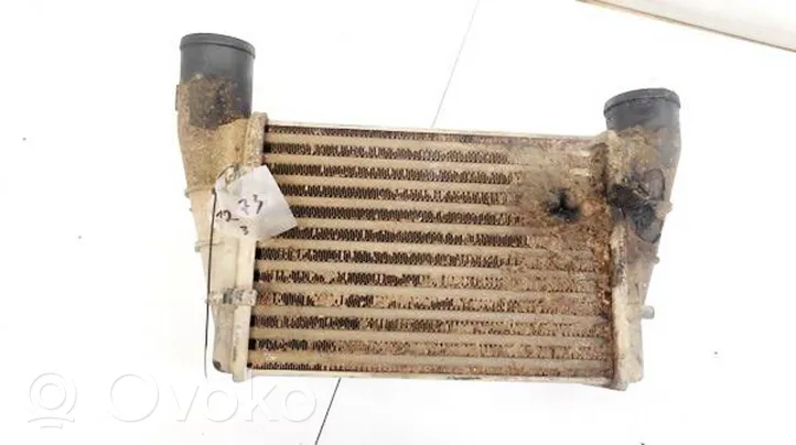 Audi A4 S4 B5 8D Chłodnica powietrza doładowującego / Intercooler 