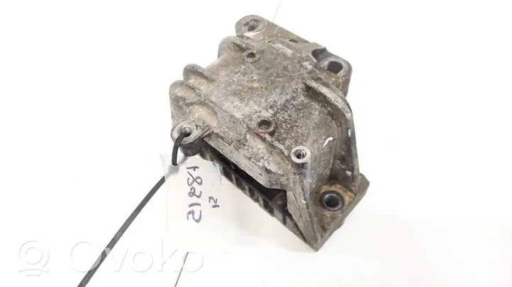 Seat Leon (1P) Engine mount bracket 1K0199262