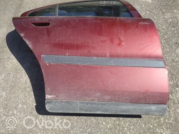 Volvo S60 Porte arrière raudonos
