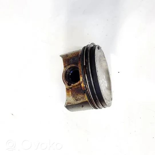 Mazda CX-7 Piston 