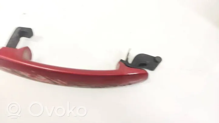 Volkswagen Tiguan Front door exterior handle 