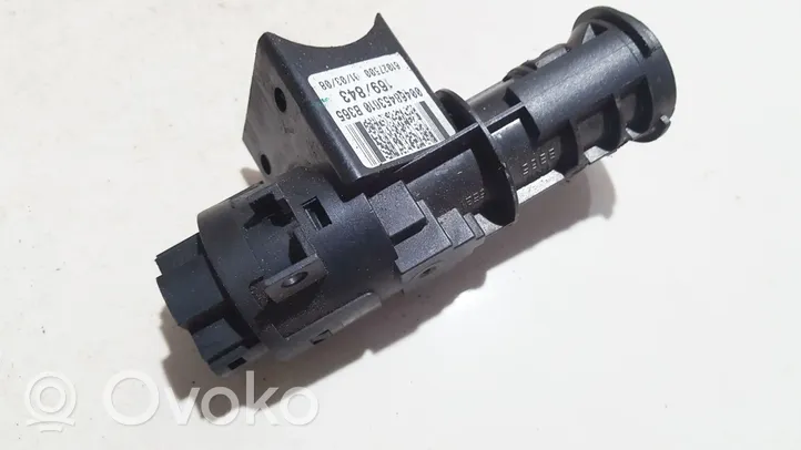 Fiat Panda II Przekaźnik blokady zapłonu 00468453610