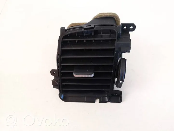 Honda Civic Centrālais gaisa ventilācijas režģis 77620snaa120