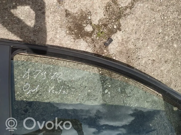 Opel Vectra C Pagrindinis priekinių durų stiklas (keturdurio) 