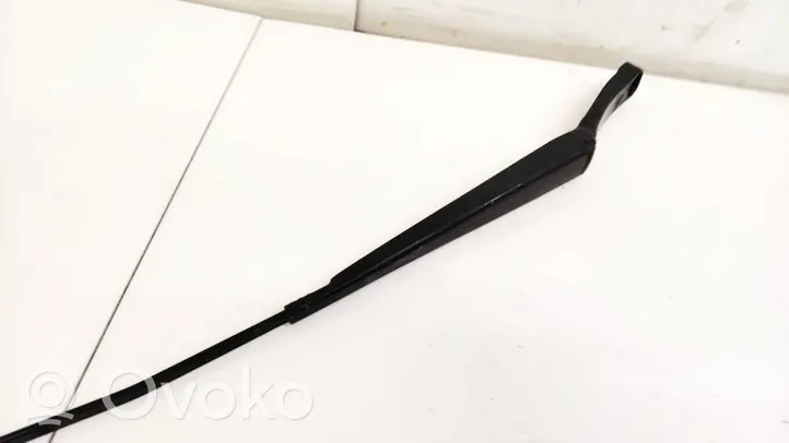 Volkswagen PASSAT B6 Front wiper blade arm 3C1955410B