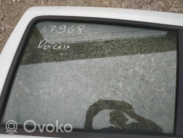 Dacia Sandero Vetro del finestrino della portiera posteriore 