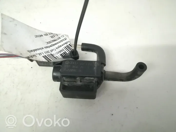 Volkswagen Golf VI Turbo solenoid valve 037906283C