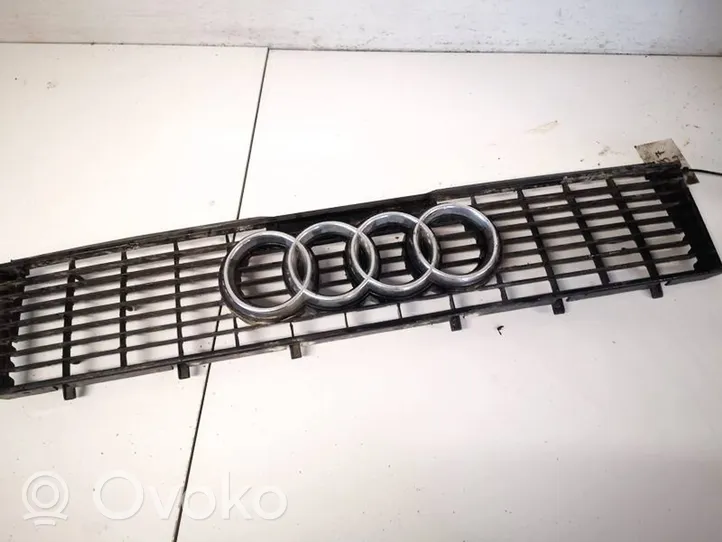 Audi 80 90 B3 Передняя решётка 893853566