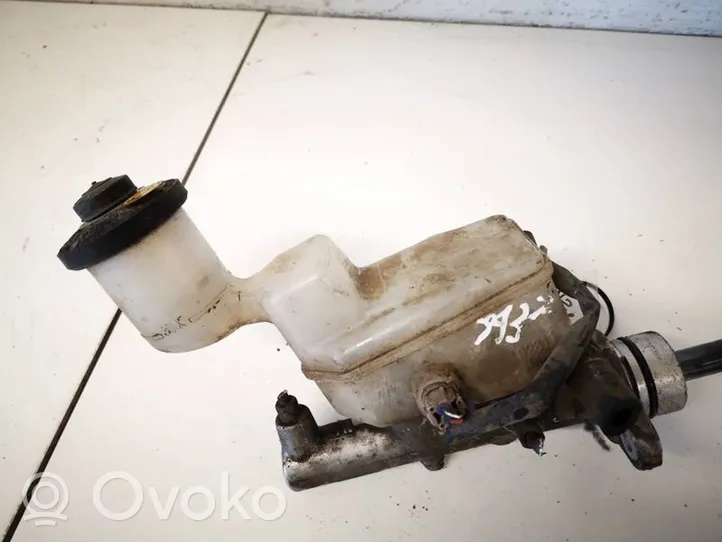 Toyota RAV 4 (XA20) Serbatoio di compensazione del liquido del freno 13231110680