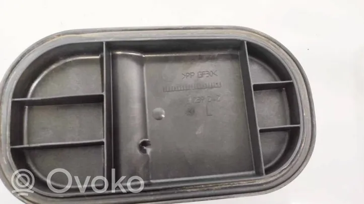 Volvo V50 Headlight/headlamp dust cover 1305239242