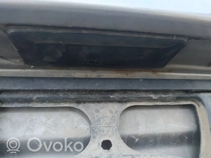 Skoda Octavia Mk2 (1Z) Uchwyt / Rączka zewnętrzna otwierania klapy tylnej / bagażnika 