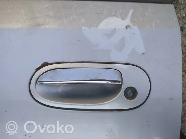 Nissan Almera Tino Etuoven ulkokahva 