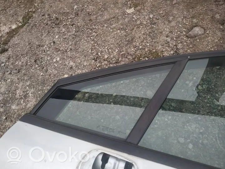 Citroen C4 I Front door vent window glass four-door 